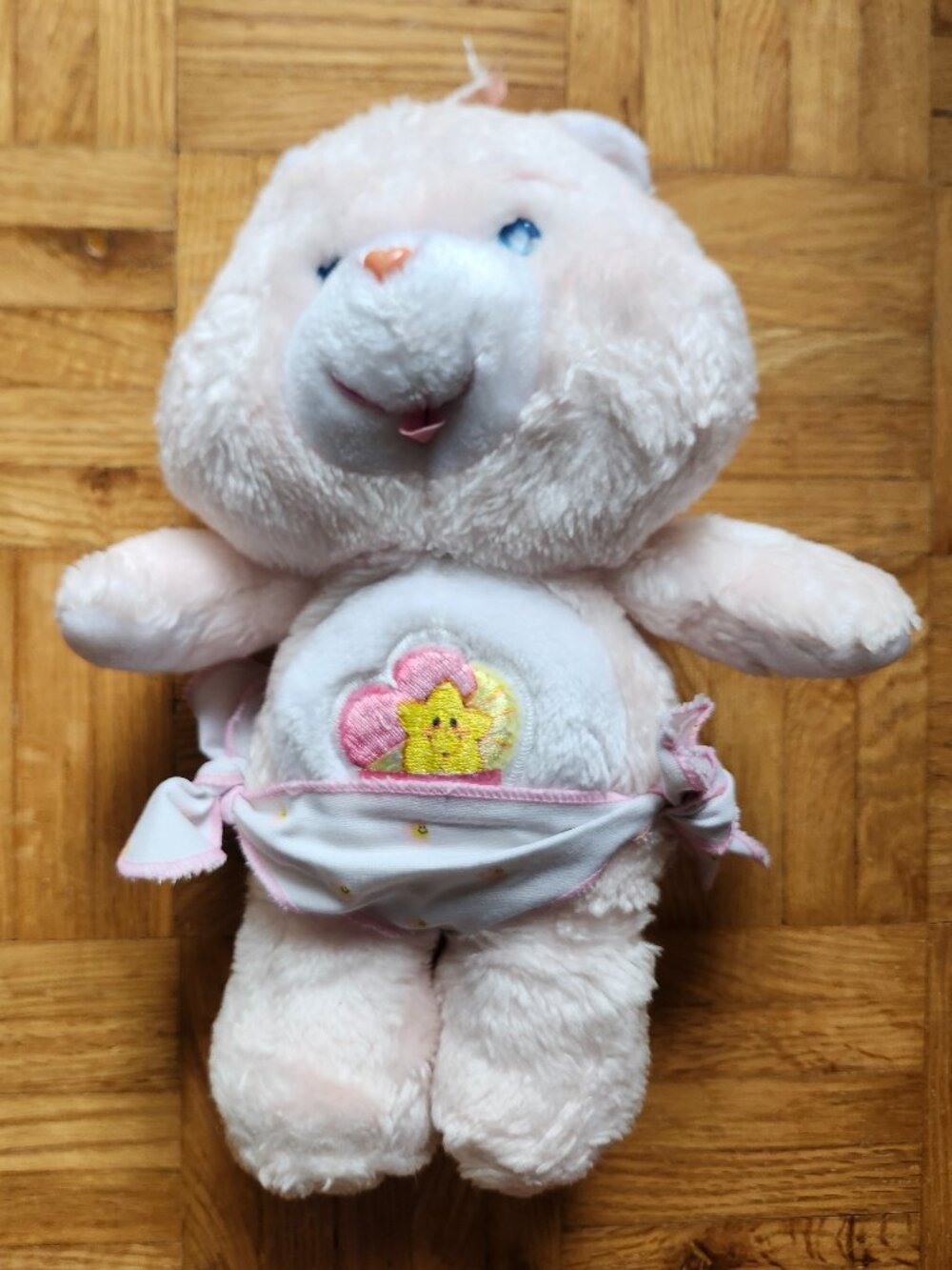 Vintage 1983 Hugs Care Bear